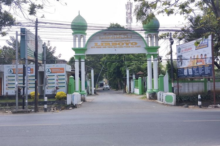 Kementerian PU Cek Kondisi Gedung Pesantren Lirboyo Kediri 10 AA1OctZN 1