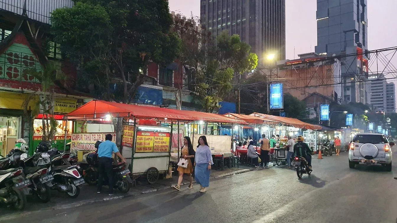 Fakta Menarik Kota Jakarta, Jantung Indonesia yang Tak Pernah Tidur 3 kuliner di jakarta